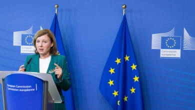 Bruselas demanda a Gobierno y PP propuestas concretas para retomar la mediación sobre el CGPJ