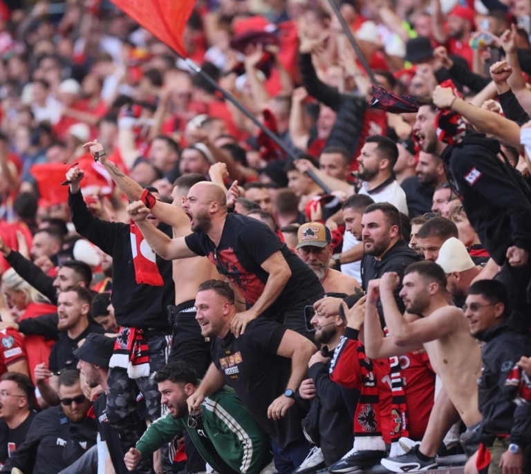 Serbia amenaza con abandonar la Eurocopa por los cánticos en el Albania-Croacia