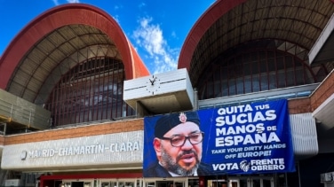 Frente Obrero vuelve a usar a Mohamed VI en campaña: "Quita tus sucias manos de España"