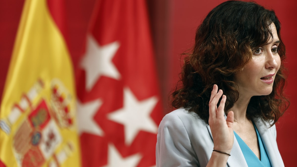 La presidenta de la Comunidad de Madrid, Isabel Díaz Ayuso, realiza este miércoles el balance del curso político que llega a su fin y de su primer año de legislatura con mayoría absoluta en la Asamblea.