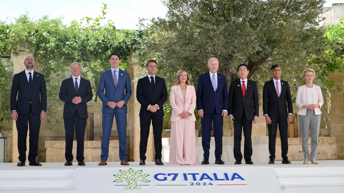 Los líderes del G7, reunidos en Apulia.