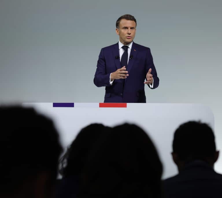 Macron se presenta como el garante de los valores de la República frente a "las alianzas contra natura de los extremos"