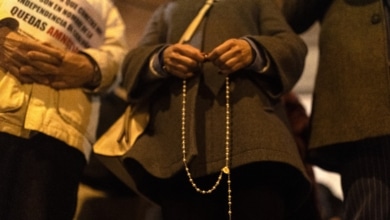 La Justicia avala la convocatoria para "rezar el rosario" en Ferraz en la jornada de reflexión de las elecciones europeas