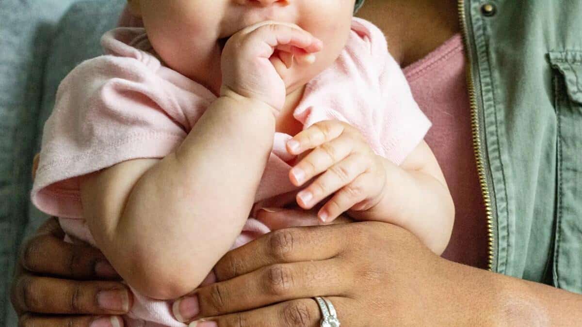 Fechas y puntos clave para solicitar el permiso parental de 8 semanas por el Gobierno