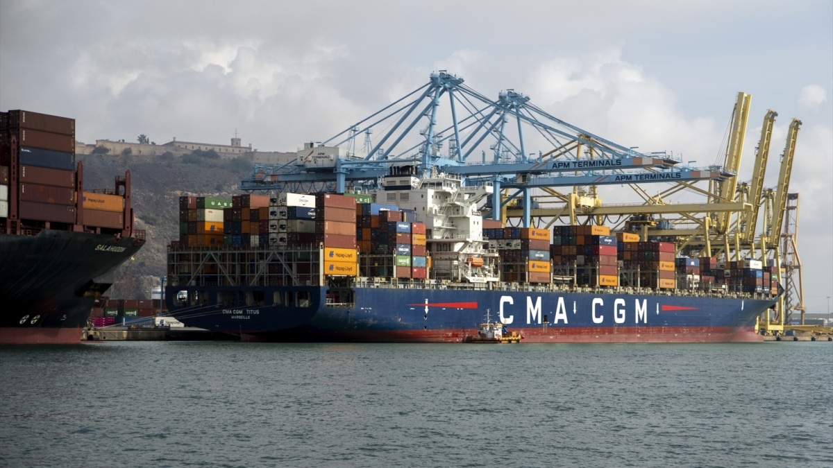 Así desplaza el tráfico marítimo de los puertos europeos la normativa sobre emisiones