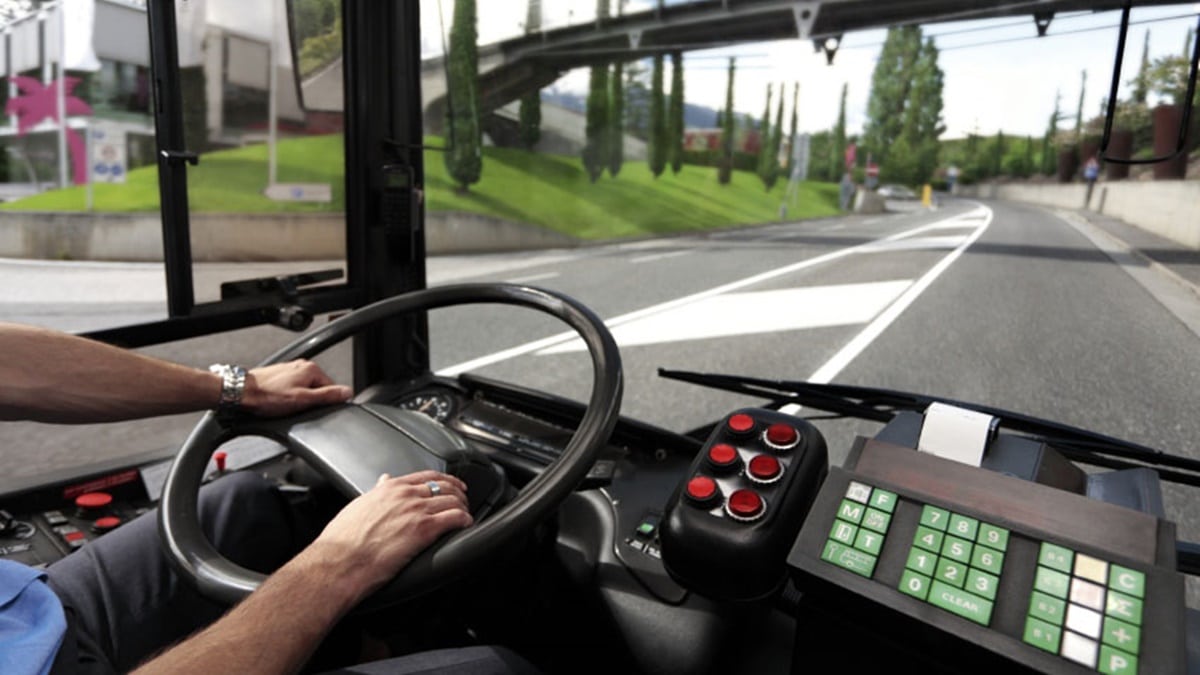 Uno de los requisitos para ser conductor de autobús es que será necesario tener 24 años