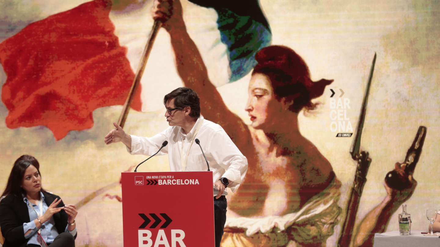 BARCELONA, 07/07/2024.- El secretario general del PSC, Salvador Illa, interviene en la clausura del XIV congreso del PSC de Barcelona, este domingo en Barcelona. EFE/ Toni Albir