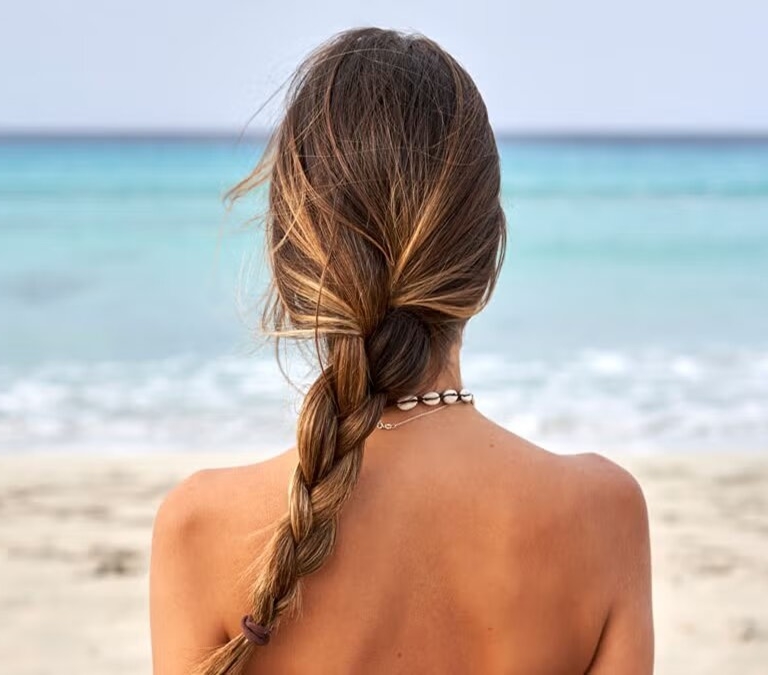 5 consejos para proteger e hidratar el pelo en verano