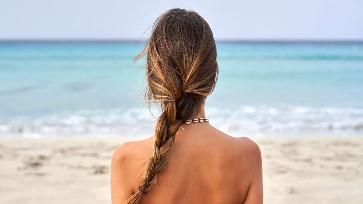 Sigue estos consejos para tener un pelo reluciente y saludable ese verano/ Shutterstock