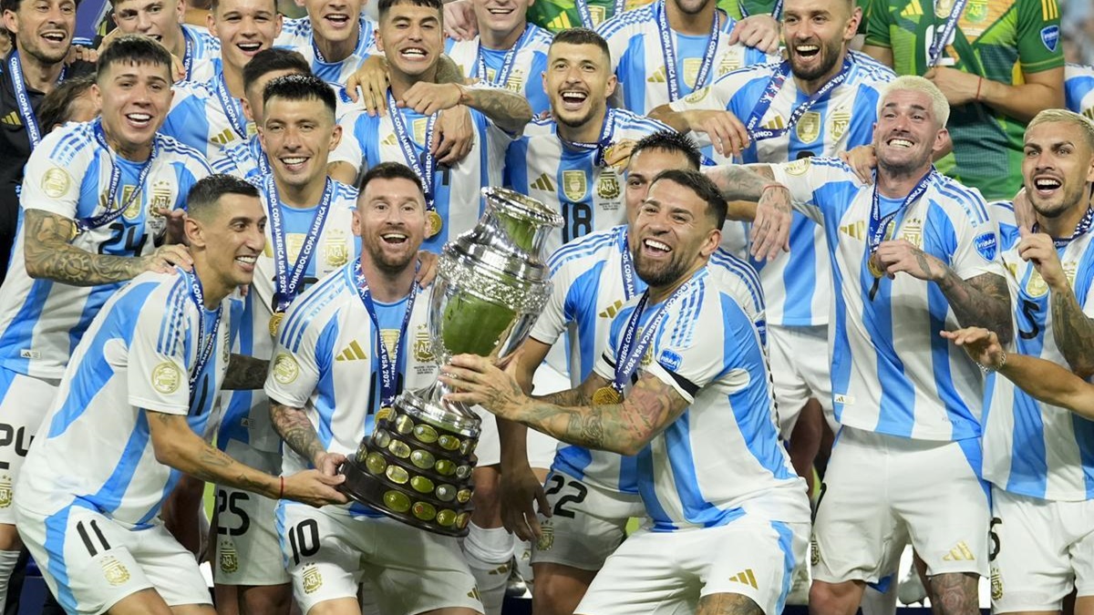 Argentina ganó a Colombia 1-0 y revalida el título de la Copa América / AFA