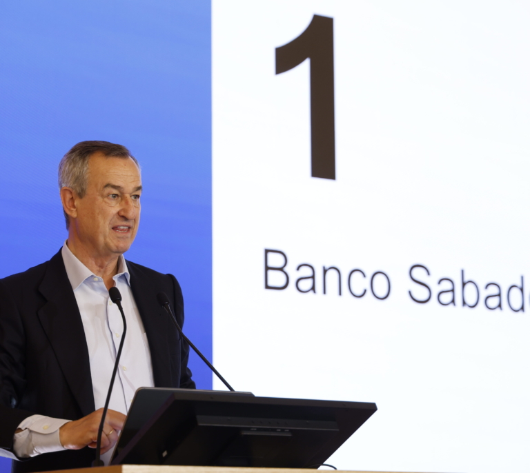 Banco Sabadell convence al mercado y la prima de la opa se reduce a un 5%