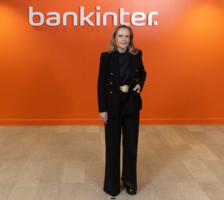 Gloria Ortiz (Bankinter), sobre la opa de BBVA a Sabadell: “Todas las operaciones corporativas son una oportunidad para el resto”
