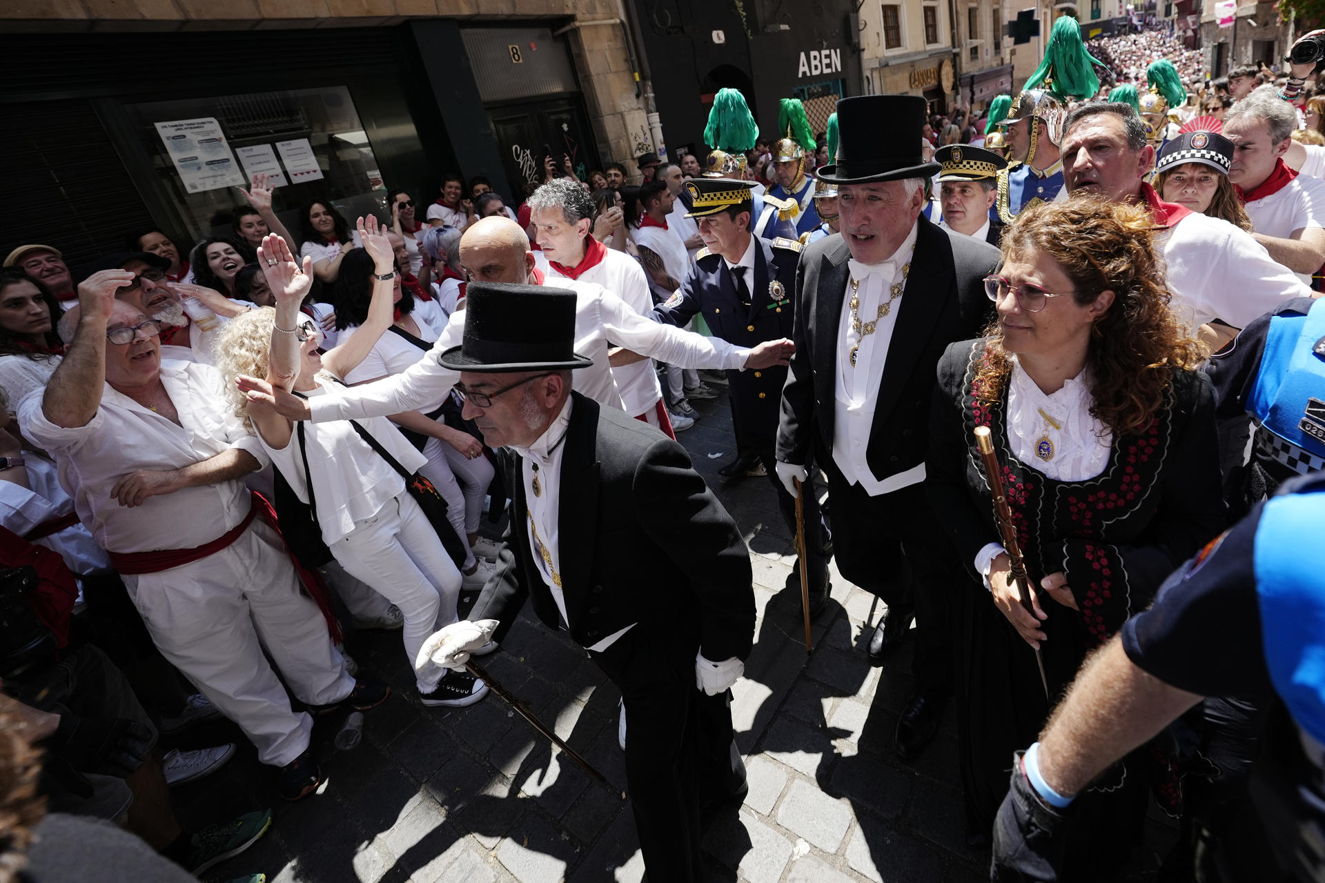 Insultos al alcalde de Pamplona en el día grande de San Fermín