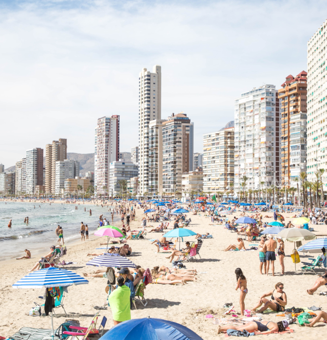 Las reservas de los hoteles para verano superan a las de 2023: Madrid y Baleares lideran el crecimiento