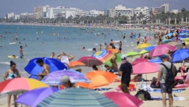 La actividad turística en España moderará su crecimiento este verano