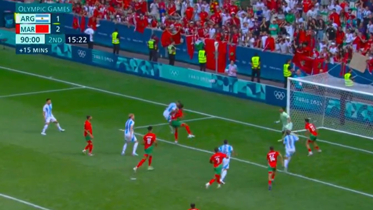 Momento del gol surrealista de Argentina a Marruecos en los Juegos Olímpicos