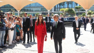 La princesa Leonor causa sensación en su primer viaje oficial en Lisboa