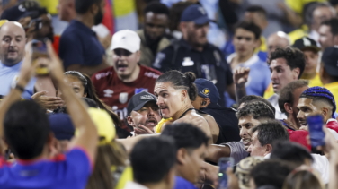 Pelea entre los futbolistas de Uruguay y los aficionados de Colombia en la Copa América