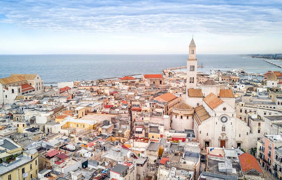 Bari forma parte de las ciudades más gustosas de Italia, en la región de Puglia /Shutterstock