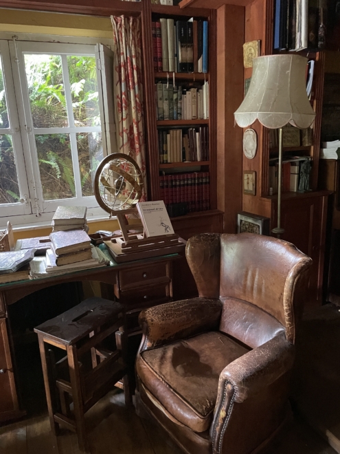 Lugar de lectura de Bueno en su casa de Niembro, en Asturias.