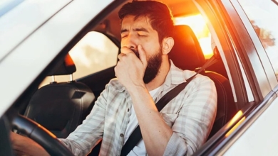 Causas de la fatiga al volante, según la DGT, y cómo prevenirla