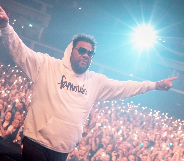 Muere el rapero estadounidense Fatman Scoop tras desplomarse durante un concierto