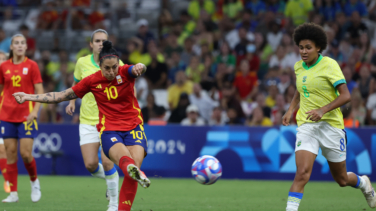 Brasil caricaturiza a una irreconocible España y se queda a las puertas de la lucha por el oro en fútbol femenino (4-2)