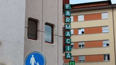 Detienen al regente de una farmacia en Valencia por vender 'popper' en el establecimiento