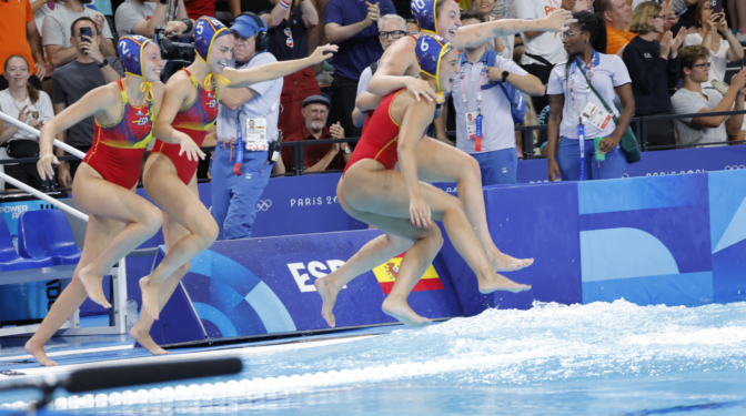 El waterpolo devuelve el oro a un equipo femenino español 32 años después