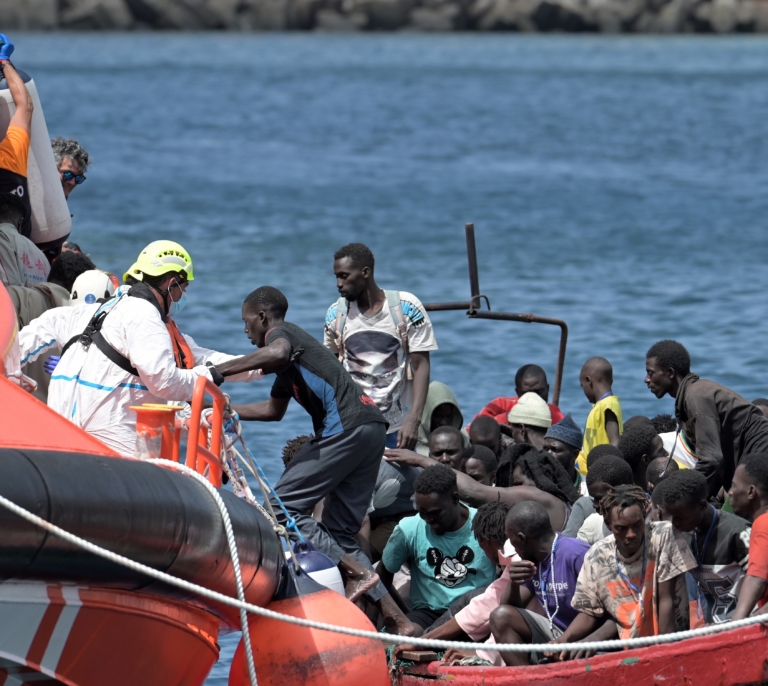 Los 200 inmigrantes destinados a Tossa (Girona) abren un nuevo frente entre Junts y el Gobierno