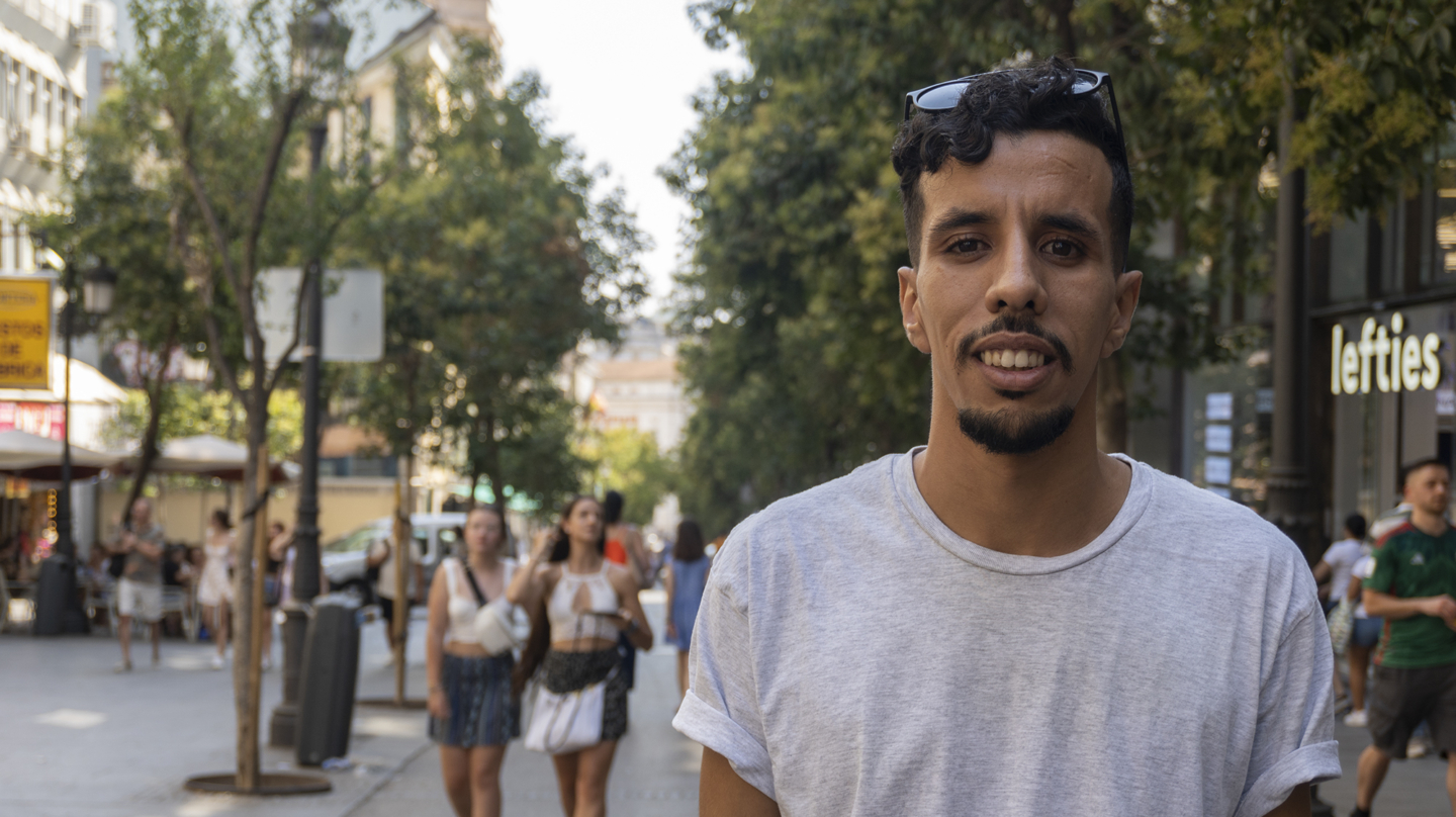 De Guayana a España por tierra, mar y aire: la odisea del saharaui Mustafa para evitar ser deportado a Marruecos