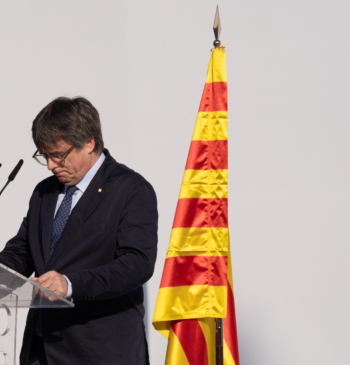 Puigdemont equipara a Salvador Illa con el Tribunal Supremo por negarle la [...]