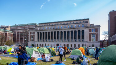 Dimite la rectora de la Universidad de Columbia meses después de las protestas contra la Guerra de Gaza