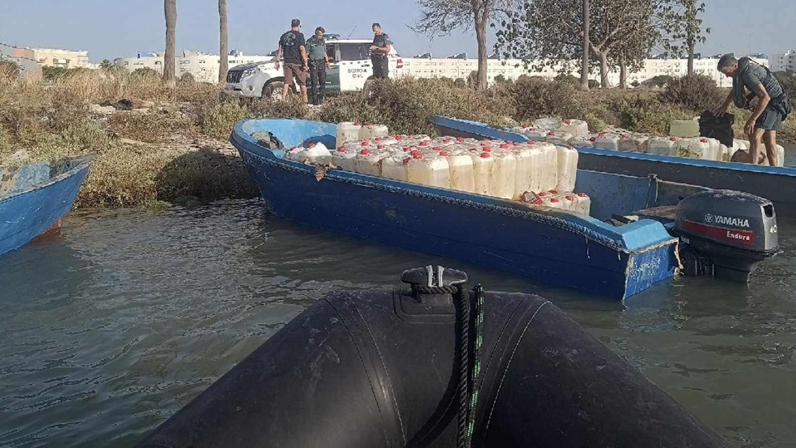 La Guardia Civil intervino en agosto en el Golfo de Cádiz y el río Guadalquivir 35 embarcaciones dedicadas al narcotráfico.