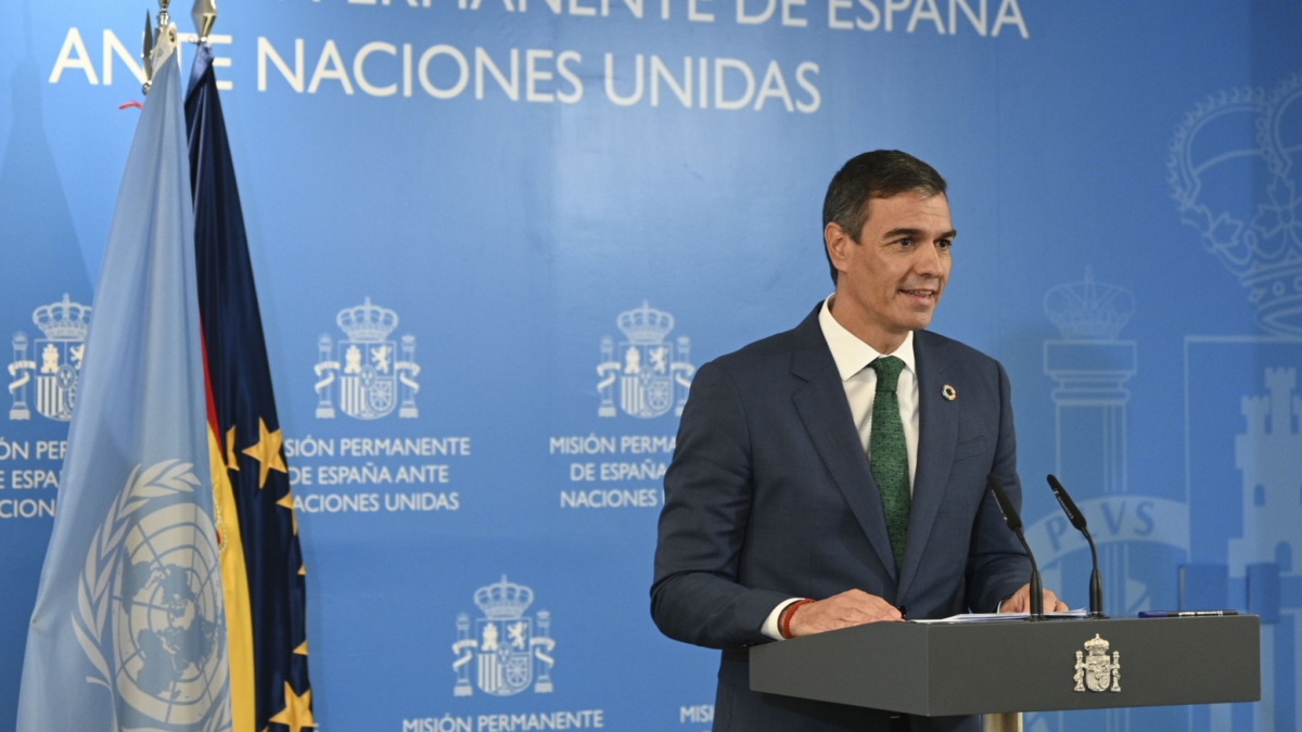 NUEVA YORK (ESTADOS UNIDOS), 25/09/2024.- Comparecencia ante la prensa que ha ofrecido el presidente del Gobierno, Pedro Sánchez, este miércoles en la sede de la Representación Permanente de España ante Naciones Unidas, en Nueva York. EFE/Pool Moncloa/Borja Puig De La Bellacasa SÓLO USO EDITORIAL/SÓLO DISPONIBLE PARA ILUSTRAR LA NOTICIA QUE ACOMPAÑA (CRÉDITO OBLIGATORIO)