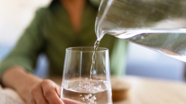 Esta es la cantidad de agua que hay que beber al día, según la ciencia