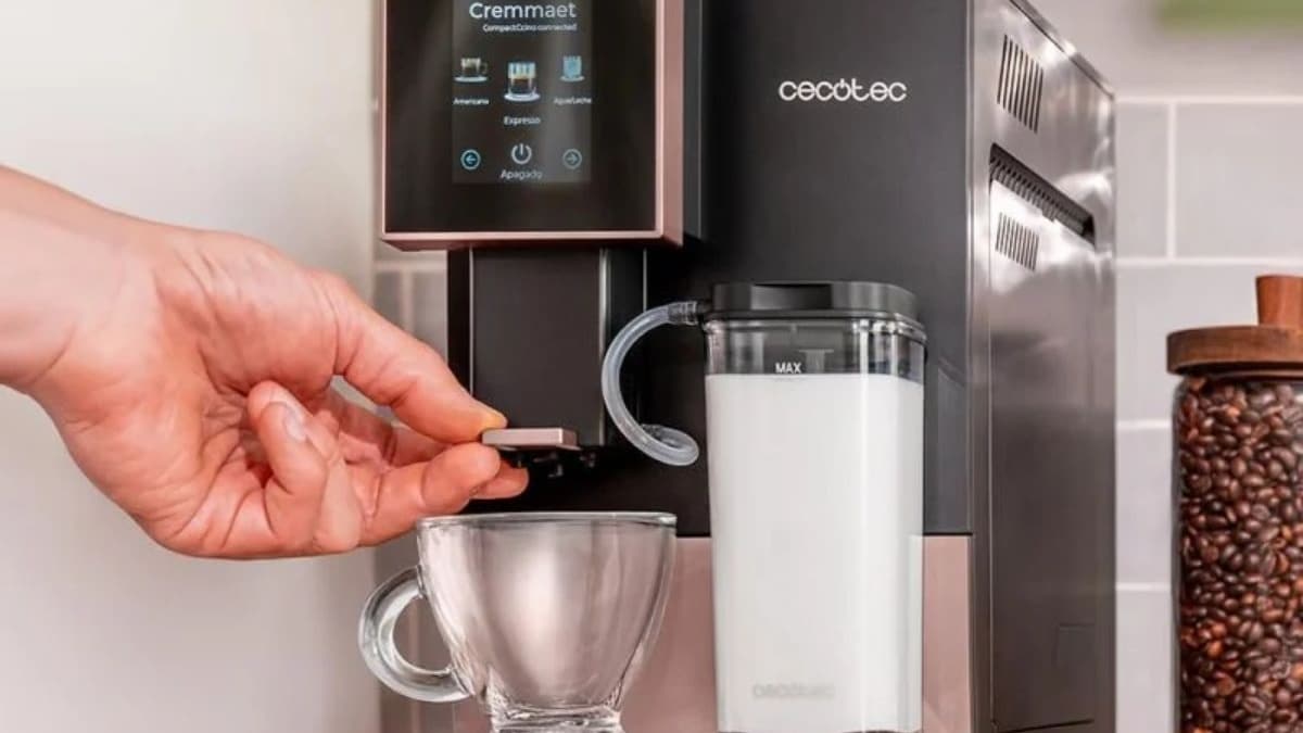 Cafetera superautomática Cecotec Cremmaet Compactccino Connected Black