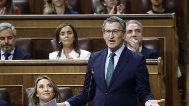 Feijóo identifica a Sánchez con "censura y persecución": "No se veía una cosa así desde Franco"