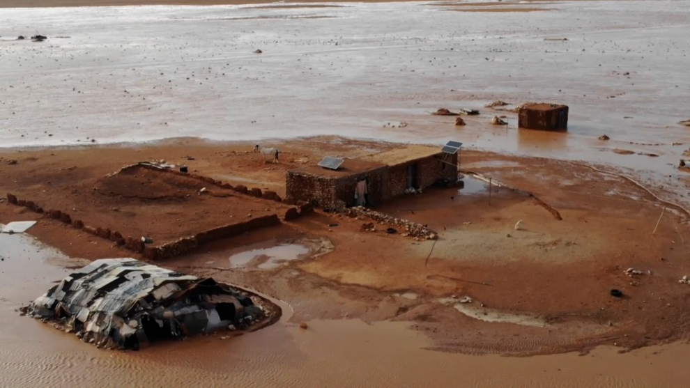 Efectos de las lluvias torrenciales en el aérea desértica marroquí de Figuig.