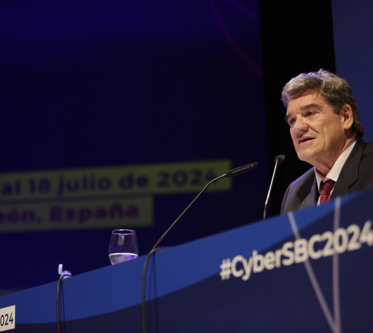 El nombramiento de Escrivá y la futura salida de Ribera obligan a Sánchez a estudiar el alcance de la crisis de gobierno