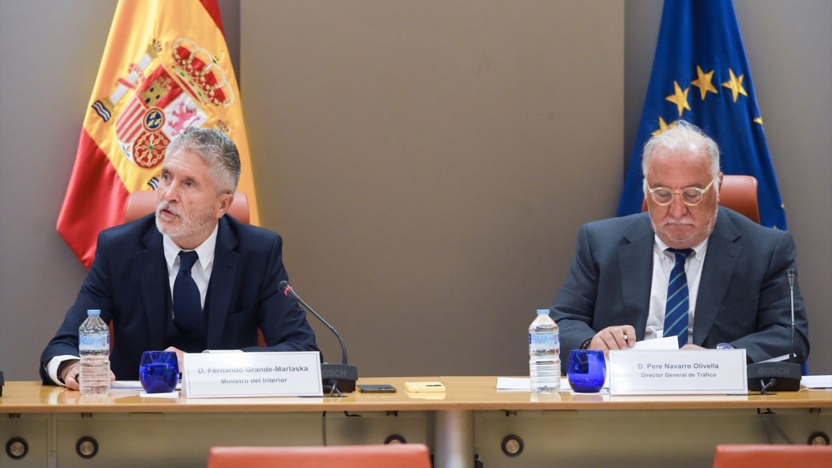 Fernando Grande-Marlaska y el director general de Tráfico, Pere Navarro, durante la presentación del Balance de Siniestralidad Vial de este verano el pasado 5 de septiembre.