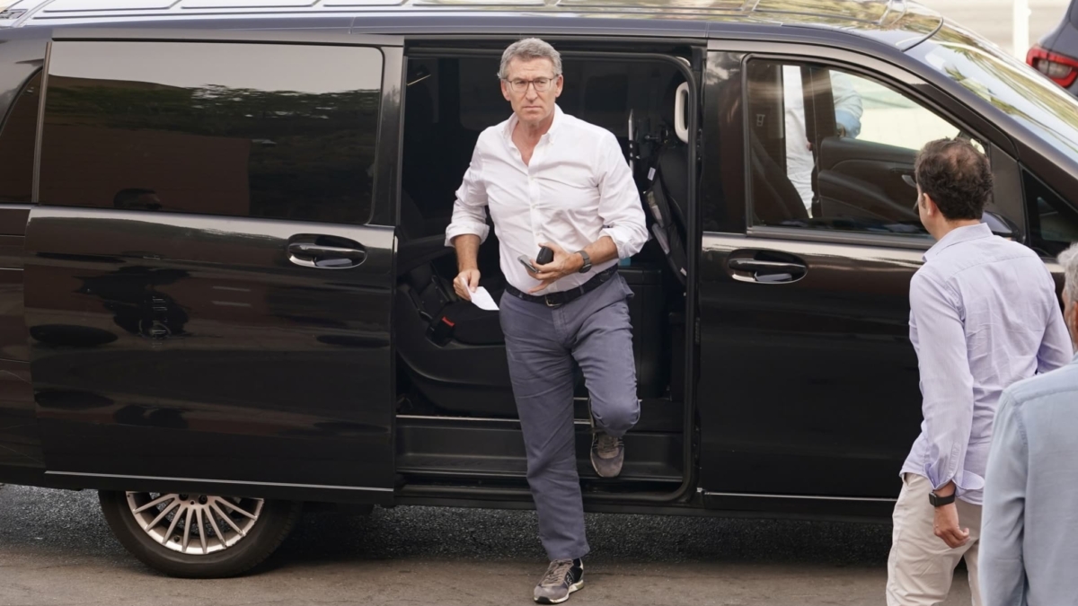 El presidente del PP, Alberto Núñez Feijóo, durante la Escuela de Verano de Nuevas Generaciones del PP en Málaga