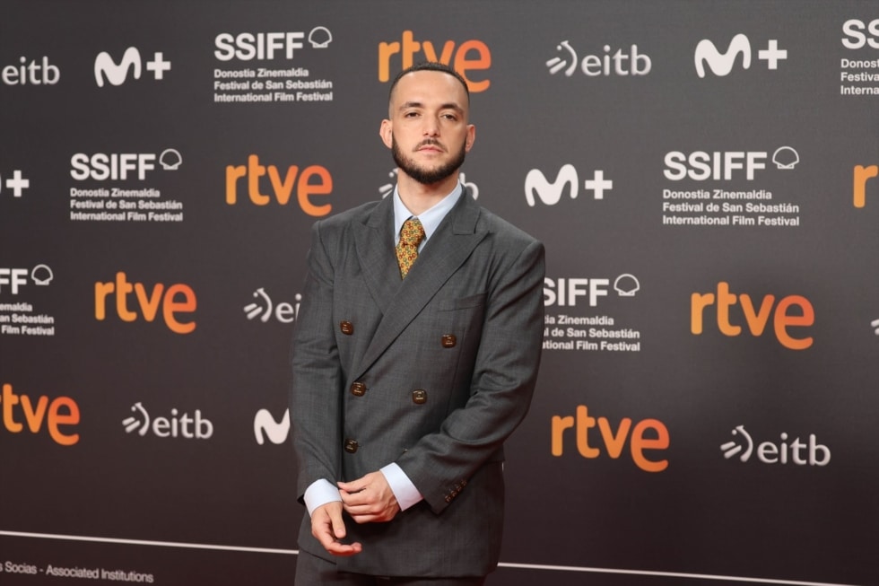 C Tangana en el photocall de la inauguración de la 72 Edición del Festival de Cine de San Sebastián a 20 de Septiembre de 2024 en San Sebastián (España).