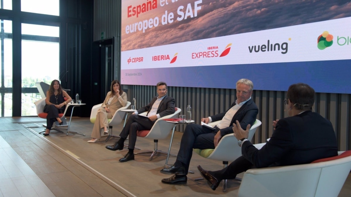 Iberia, Vueling y Cepsa ven la producción de SAF como una oportunidad "real" para España y piden apoyo al Gobierno.