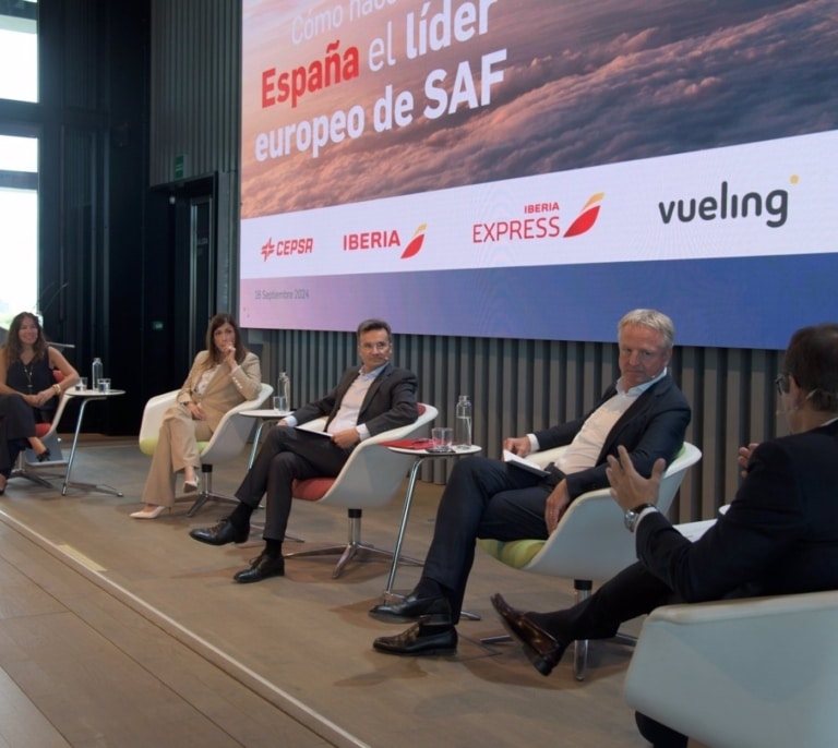 Iberia, Vueling y Cepsa ven la producción de SAF como una oportunidad real en España y piden apoyo al Gobierno