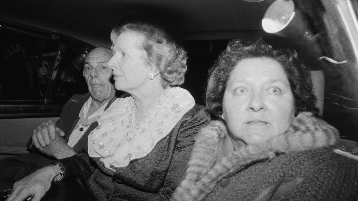 Cuando el IRA intentó matar a Thatcher y ella salió andando de la explosión