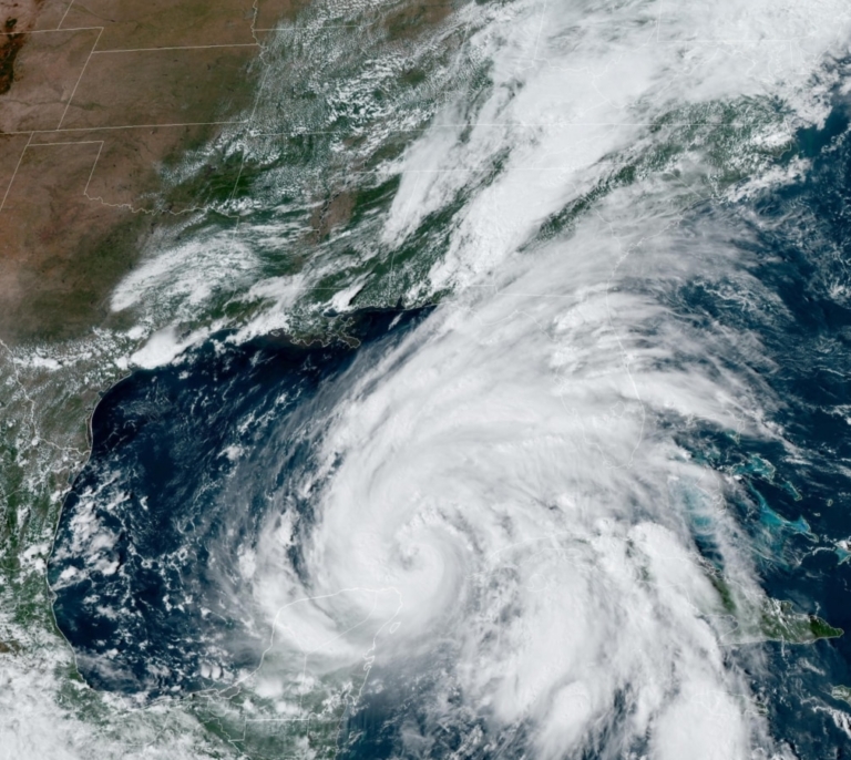 EEUU se prepara para el impacto del huracán Helene: "Puede ser uno de los más grandes del siglo en el Golfo de México"