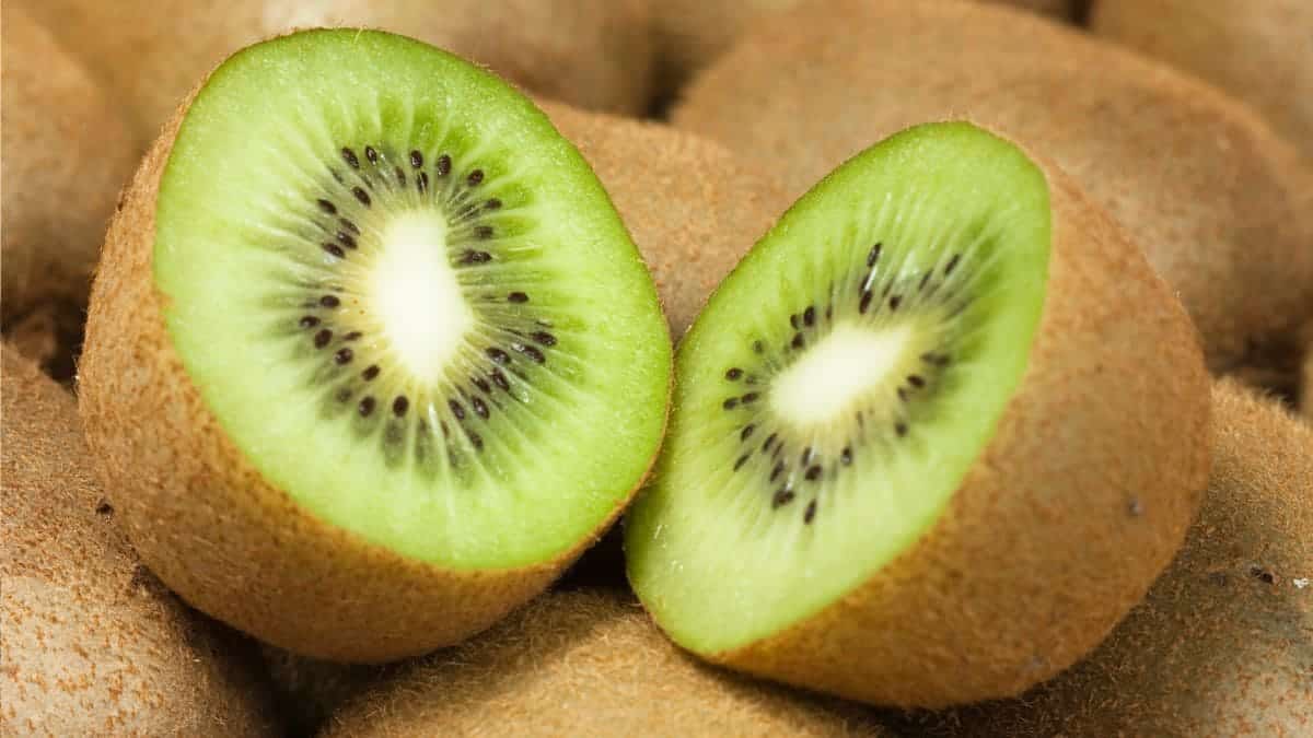 Kiwi, fruta dormir mejor