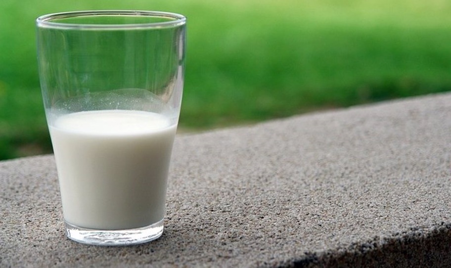 Consumir leche en el desayuno reduce el exceso de azúcar en sangre durante todo el día /EP