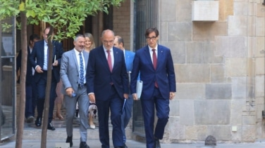 Salvador Illa esquiva a Puigdemont en su primera visita institucional a Bruselas